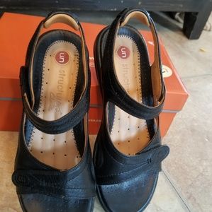 Never worn Clark sandals